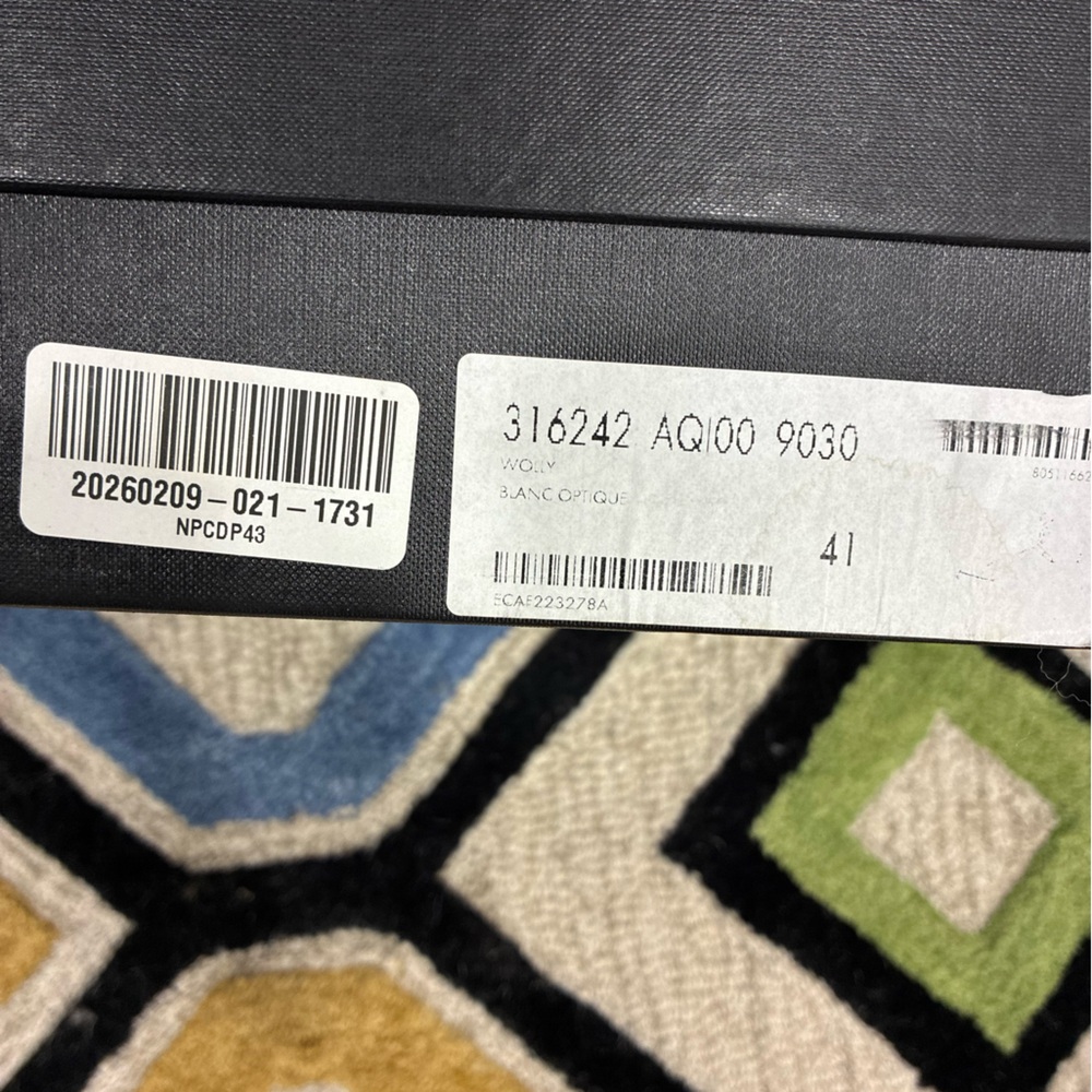 YSL Court Classic SL/01H High Top Sneakers
BRAND NEW Size 41 - Picture 12 of 12